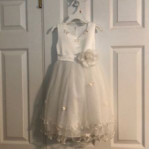 Size 4T gently used butterflies dressy dress.